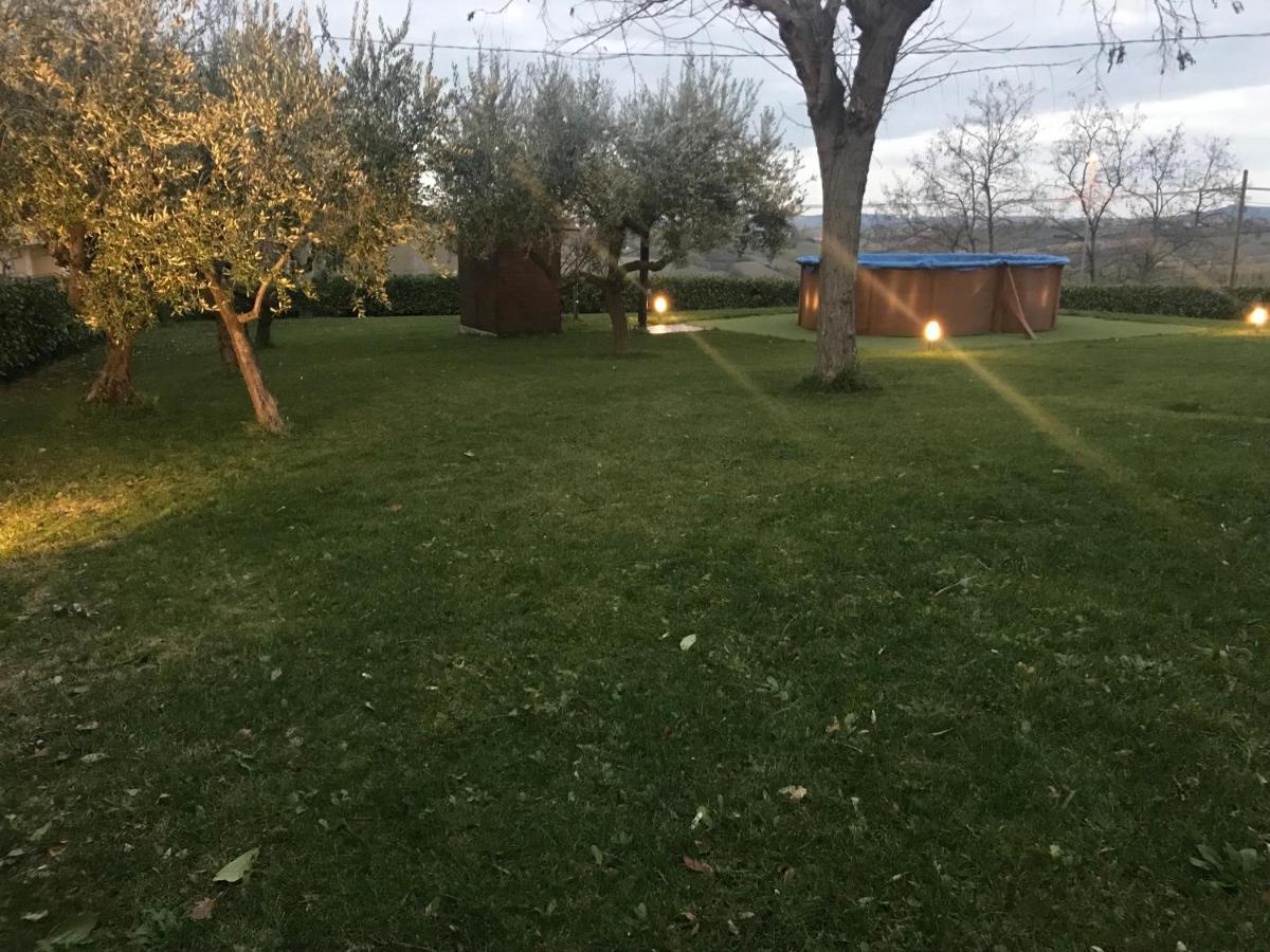 Chalet Delle Rose Saludecio Exterior foto